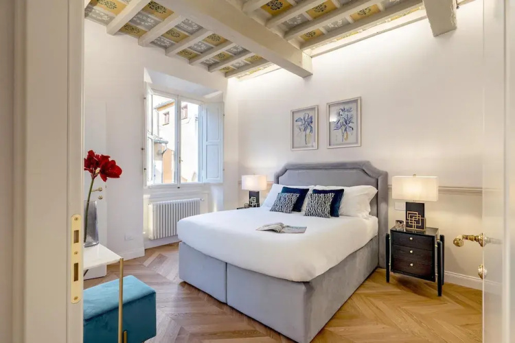 Genteel Home Giraldi