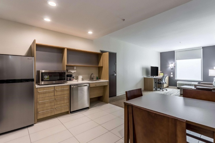 Quadruple Suite