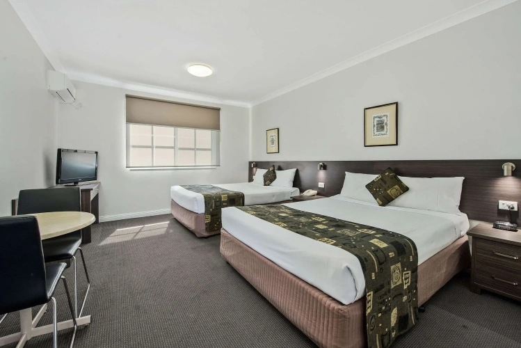 Standard Quadruple room