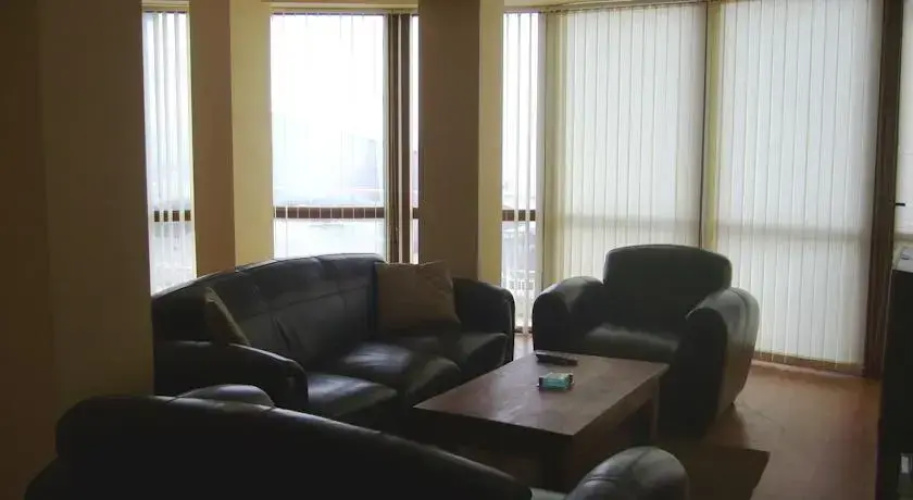 Balchik English House