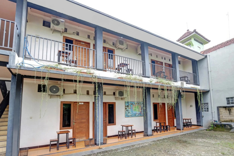 Hotel - Wisma CK