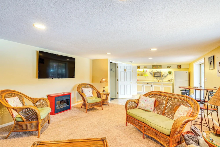 'the Waterfront Gem' w/ Dock in Osage Beach!