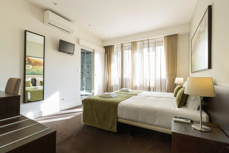 Superior Twin room