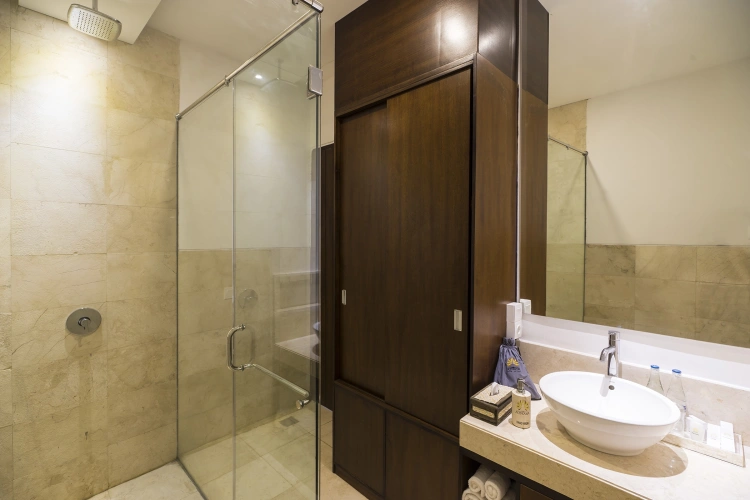 2 Bedrooms Double Suite