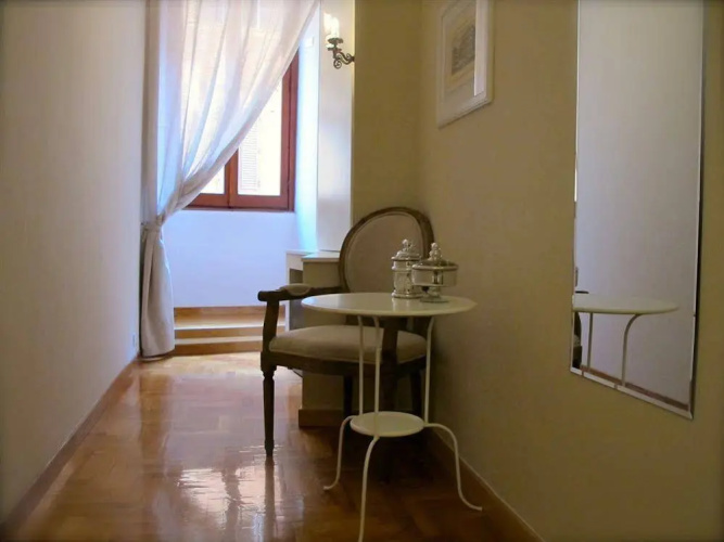 La Maison DArt Suite