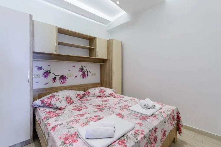 1 Bedroom Standard Apartment