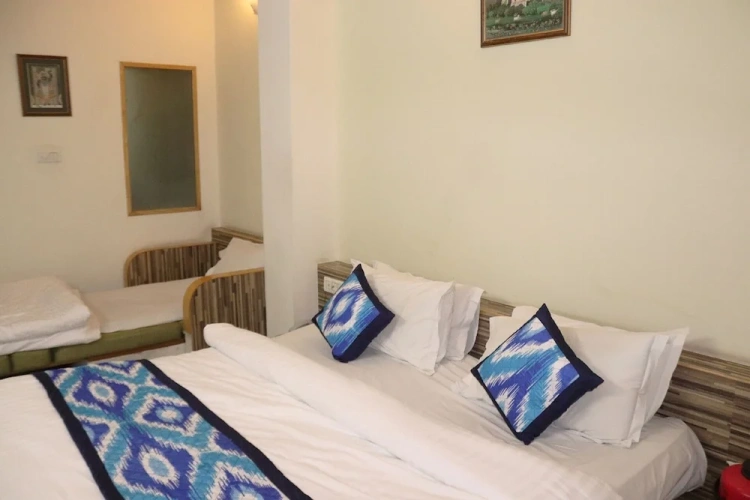 Deluxe Suite