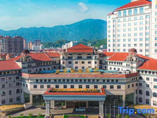 Grand Honor Hotel