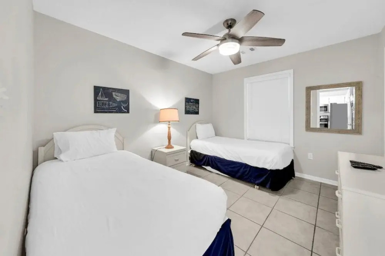 Beachside Villas 823