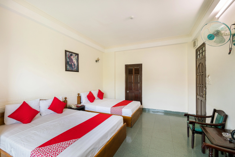 Mimosa Hotel