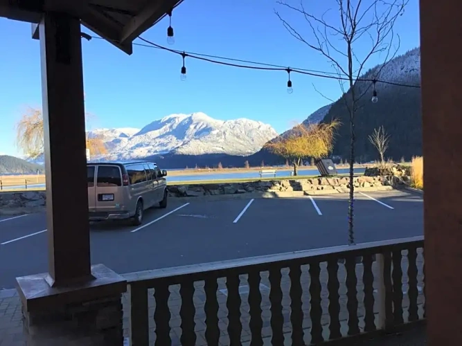 Standard Double room with balcony and with lake view