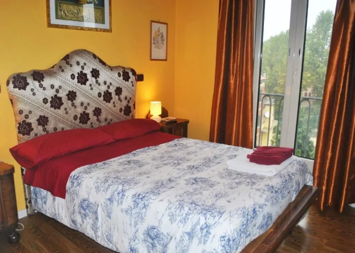 Standard Double room with view