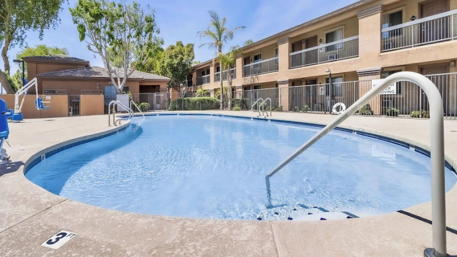 Cozy Tolleson Studio with Pool Access