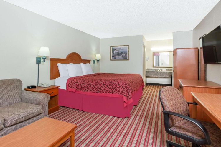 Business Quadruple room