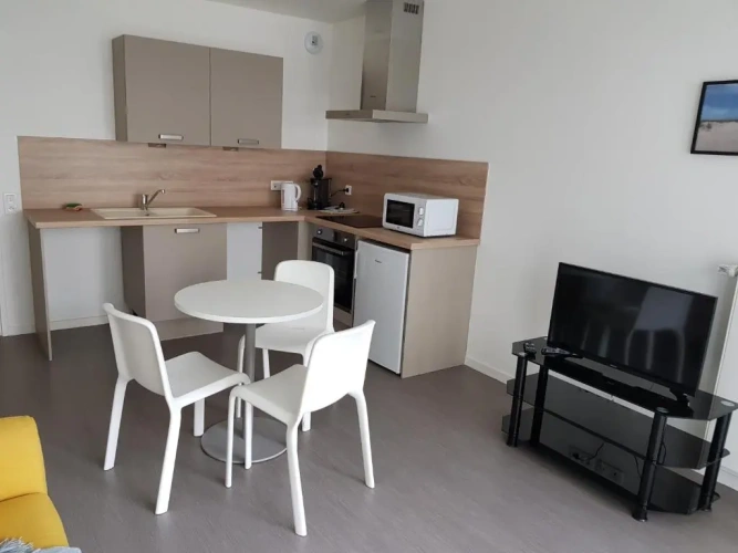1 Bedroom Apartment