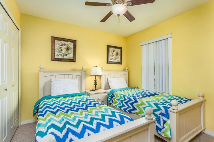 Regal Palms-RU840