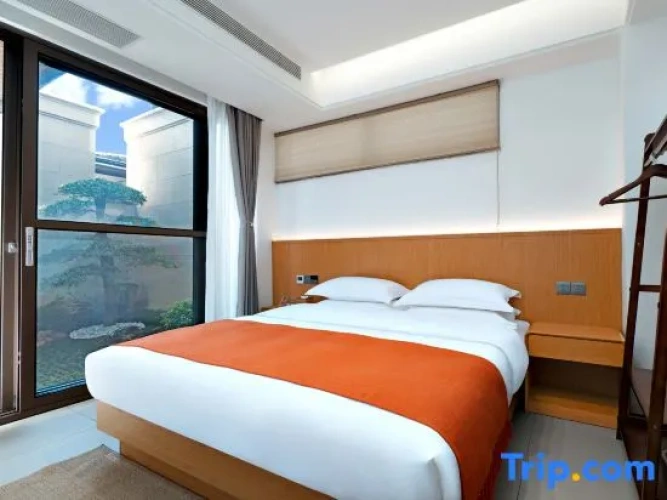 3 Bedrooms Suite with view