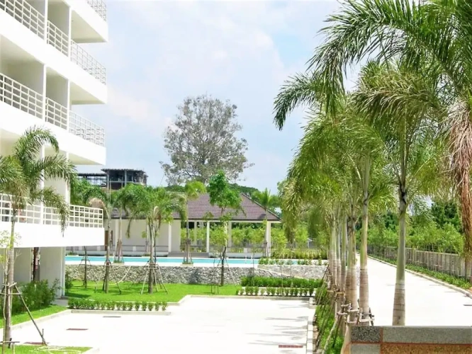 1 Bedroom Apartment with balcony