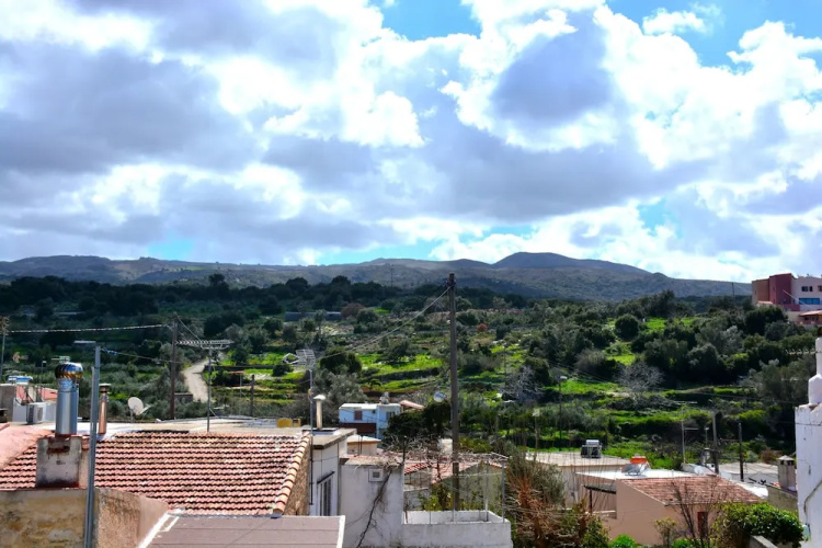 Luxury Apartment in Eleftherna Roof