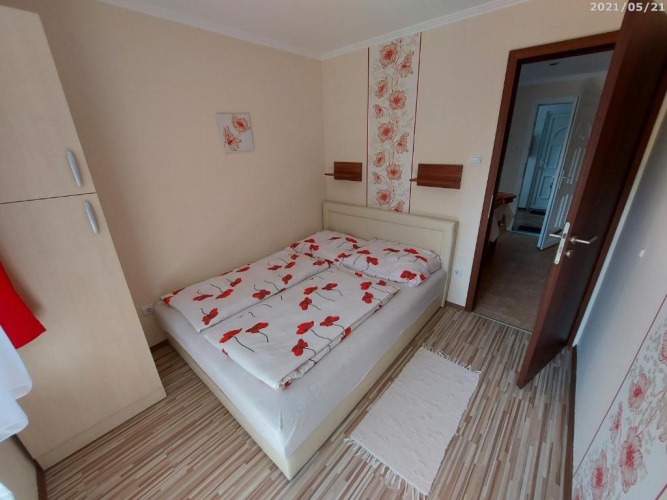 2 Bedrooms Apartment with garden view