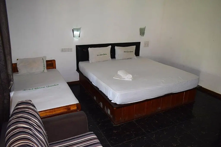 Deluxe Double room with view
