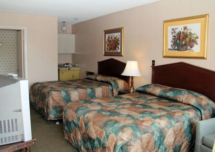 Standard Quadruple room