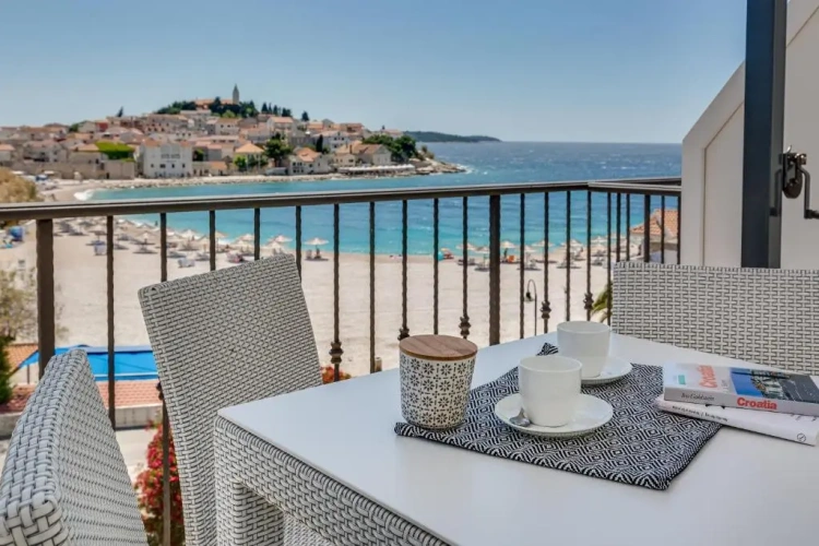 Standard Double room with sea view