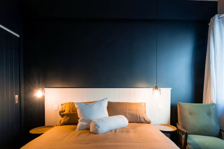 The Cobbler Hotel