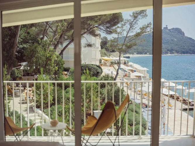 Family Suite with balcony and with sea view