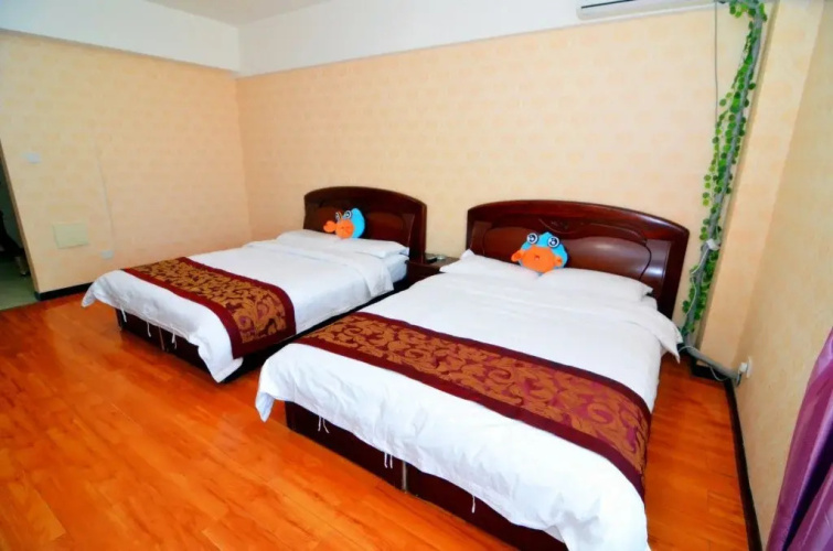 E Home Apartment Hotel