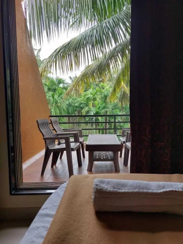 Royal Paradise Hotel