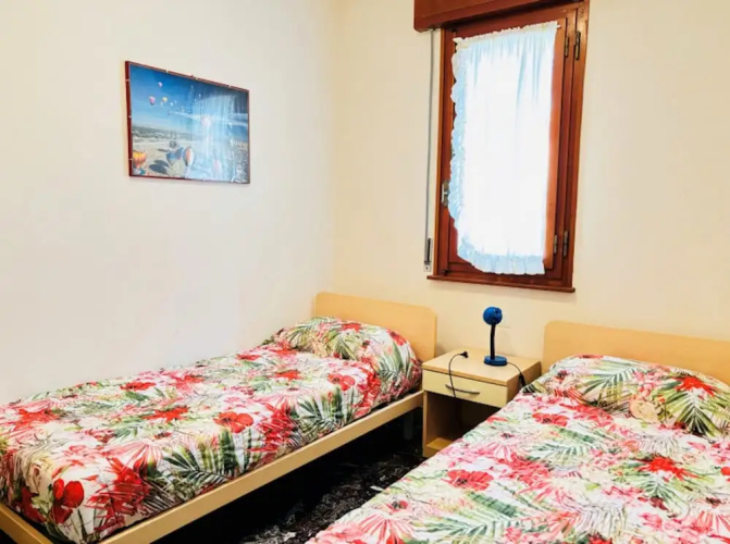 Flat in a Building Surrounded by a Garden