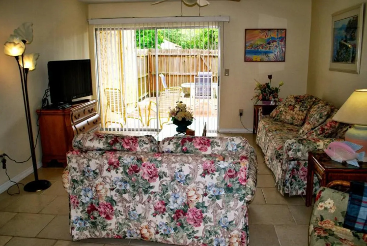 2BR/2BA condo Sienna Park