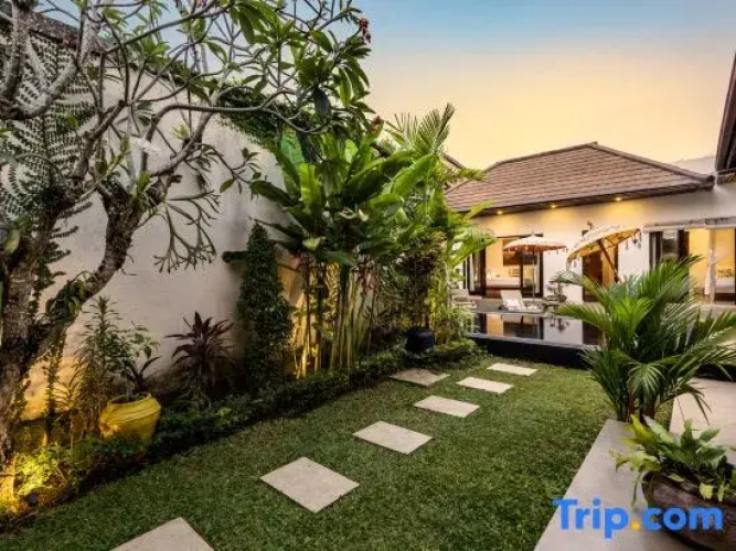 Jami 4BR PoolVilla, a Serenity Steps from theBeach
