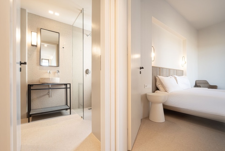 2 Bedrooms Executive Suite with sea view