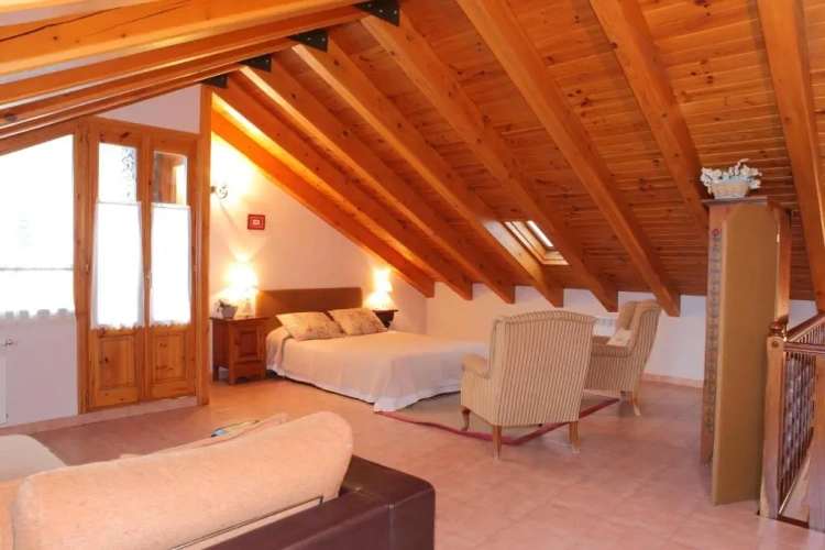 3 Bedrooms Apartment