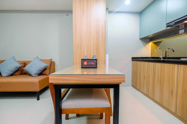 Comfortable 1BR Apartment at Mustika Golf Residence