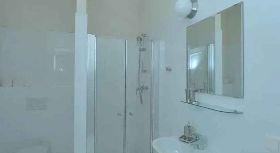 Debo Apartments