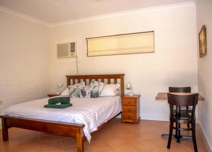 Standard Double room with pool view