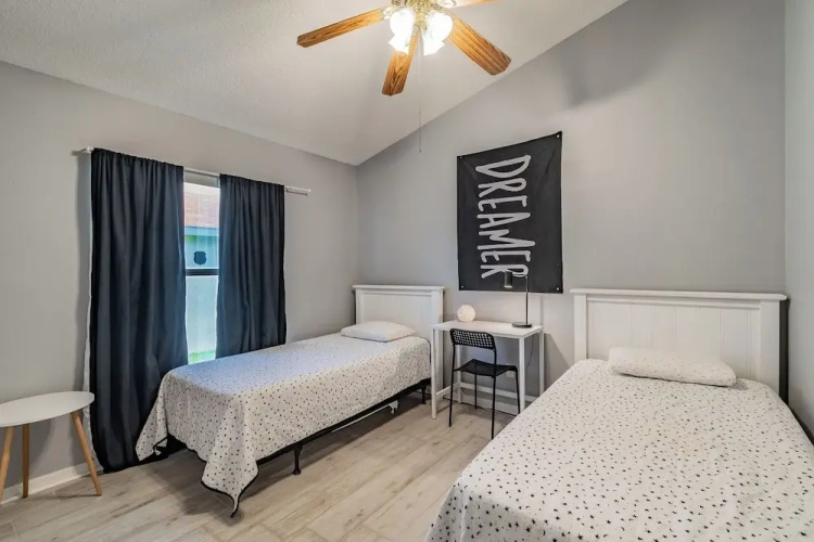 Newly Remodeled Four Bedroom Florida Villa
