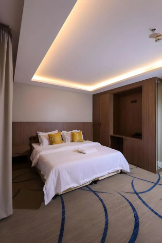 1800 Degrees Hotel