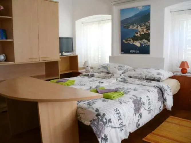 Apartment Dux
