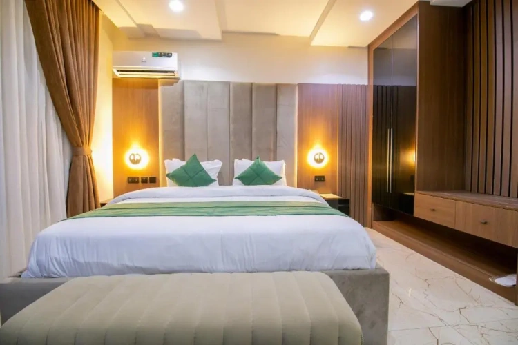 Deluxe Single room