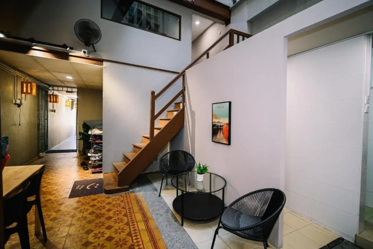 Swing & Pillows @ 87 Chulia St, Georgetown Penang