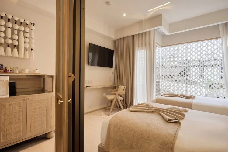 PE-LA Thapae Boutique Hotel
