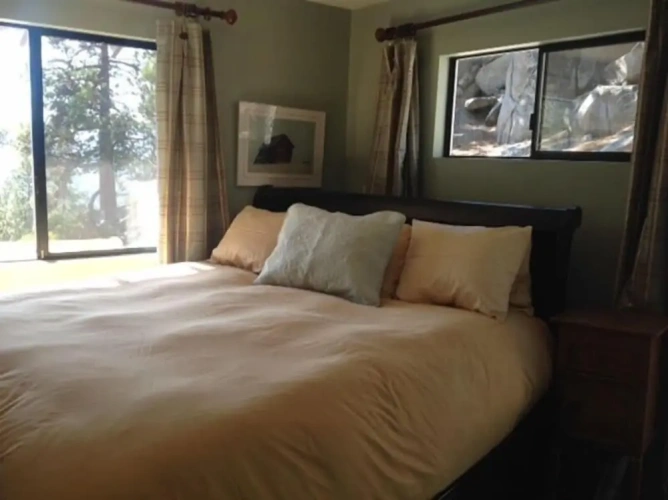 4 Bedrooms Standard room