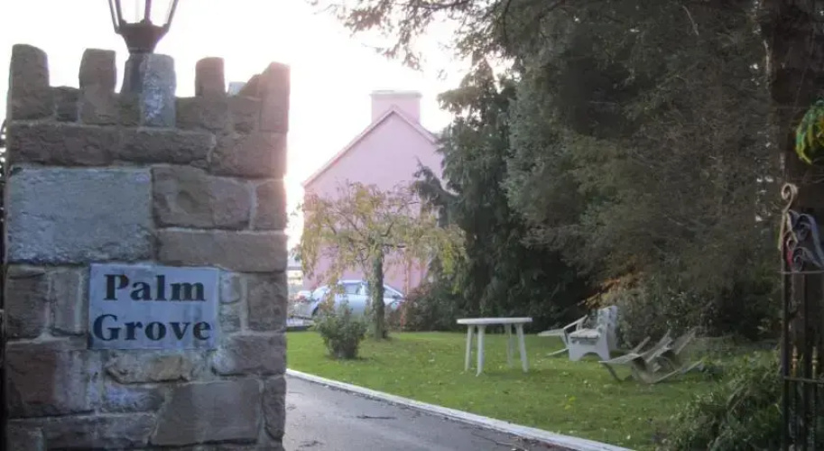 Palmgrove Farmhouse