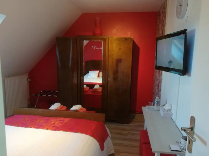 B&B MycolorHouse