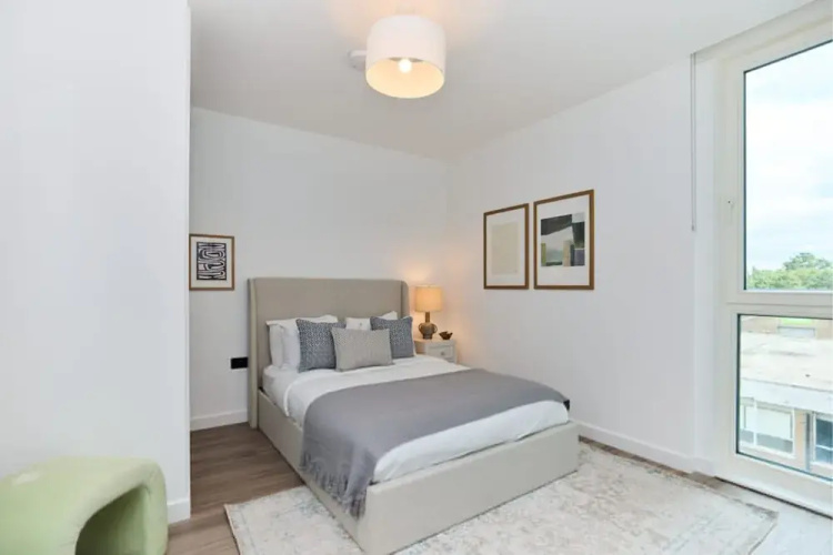 The Tottenham Scenery - Elegant 2BDR Flat with Balcony