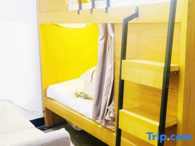 Bed in Dorm (female dorm)